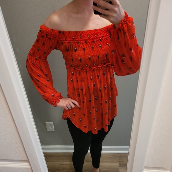Free People Off the Shoulder Flowy Top - Picture 10 of 13